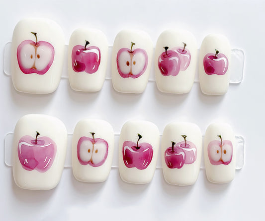 🍎りんごモチーフネイルチップ🍎