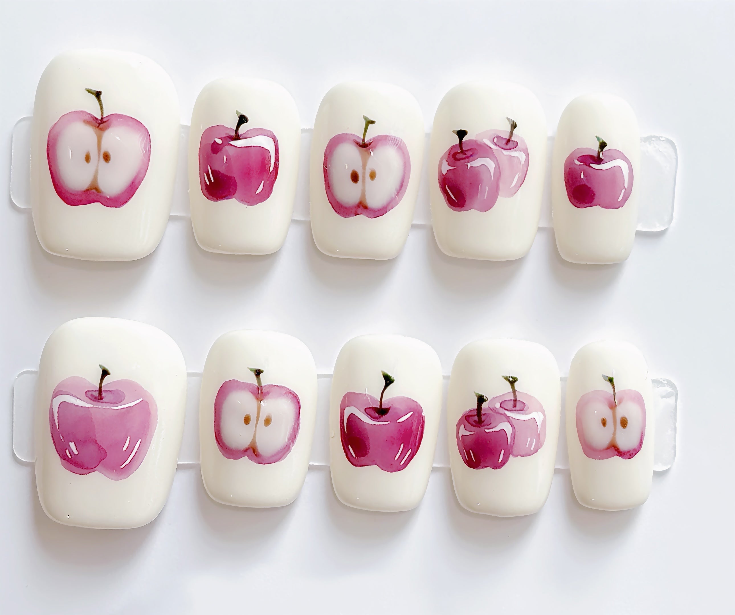 🍎りんごモチーフネイルチップ🍎 – SHUEN